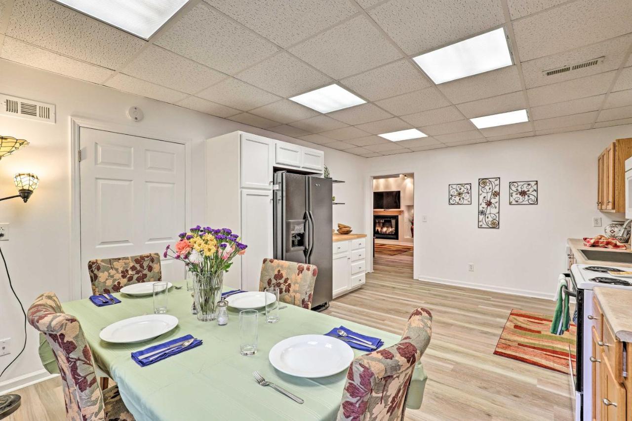Asheville Mountain Getaway With Patio And Koi Pond! Εξωτερικό φωτογραφία