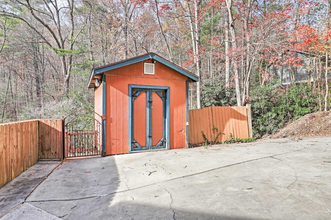 Asheville Mountain Getaway With Patio And Koi Pond! Εξωτερικό φωτογραφία